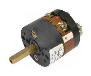 INTERRUTTORE TRIPOLARE 16A / - 13805